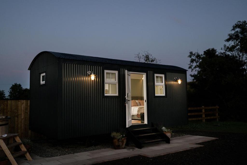 Barfield Shepherds Hut Magherafelt Eksteriør bilde