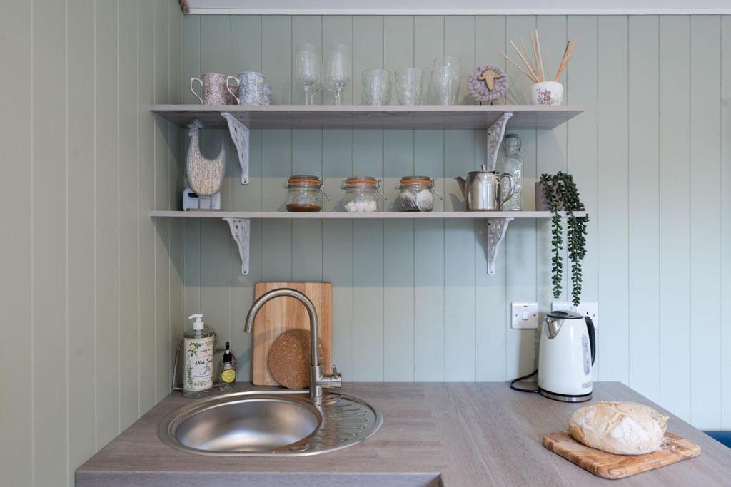 Barfield Shepherds Hut Magherafelt Eksteriør bilde