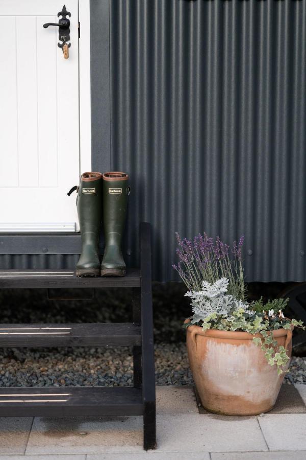 Barfield Shepherds Hut Magherafelt Eksteriør bilde