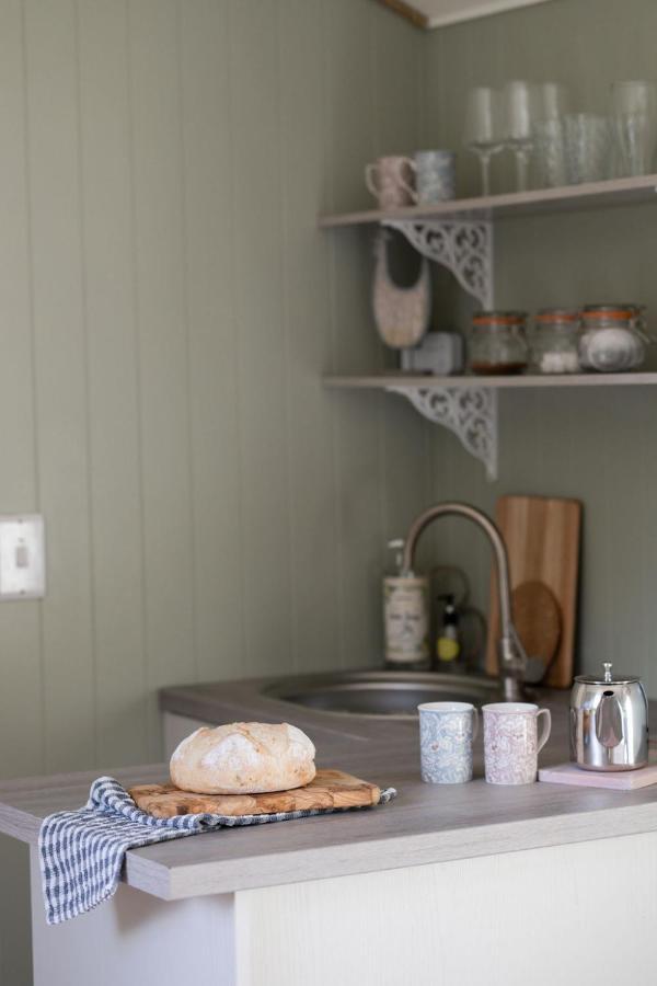 Barfield Shepherds Hut Magherafelt Eksteriør bilde