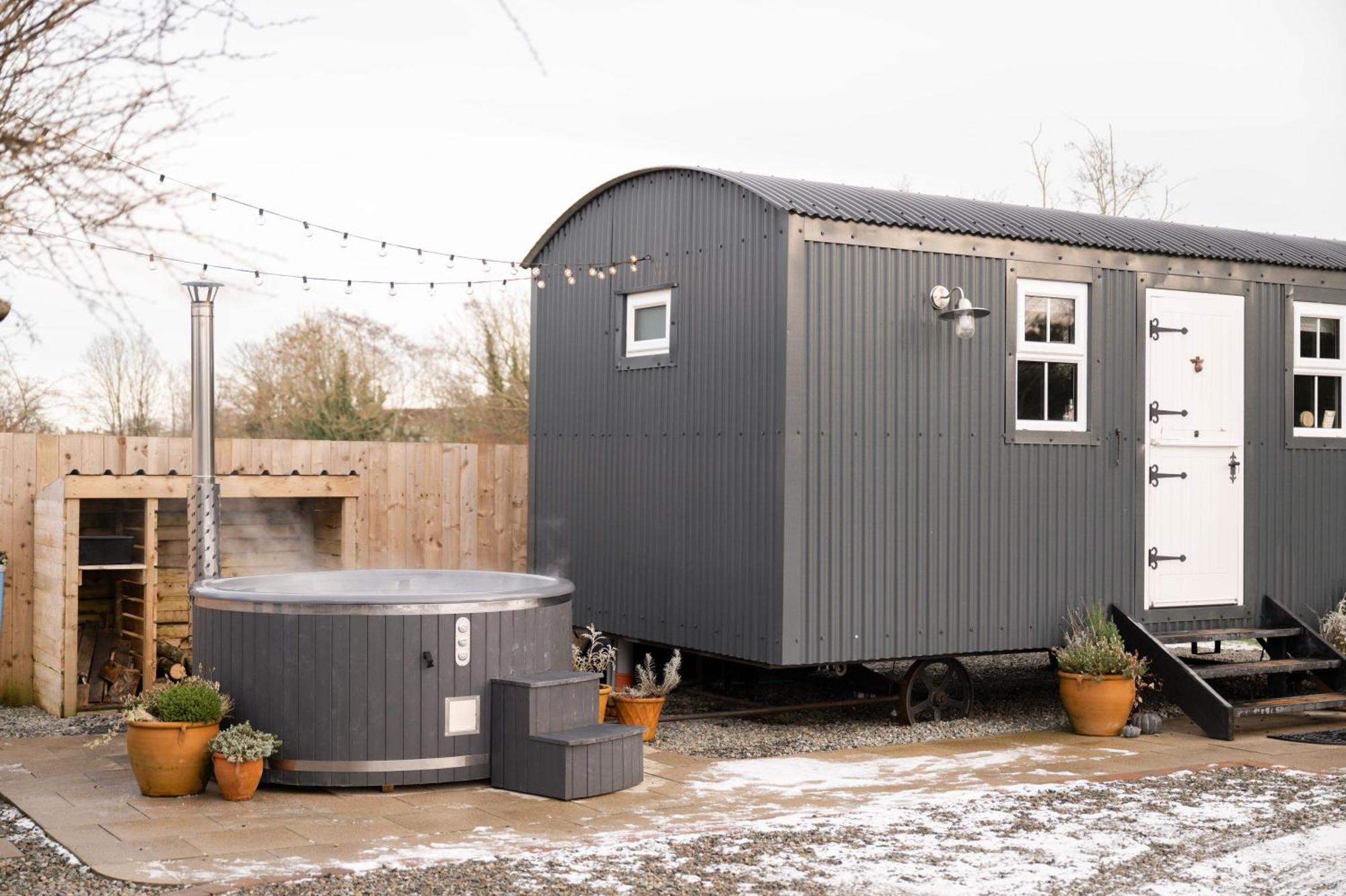 Barfield Shepherds Hut Magherafelt Eksteriør bilde